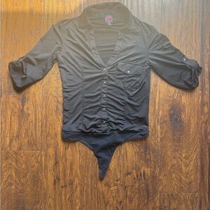 2B Bebe Black Long-Sleeve Snap Front Bodysuit